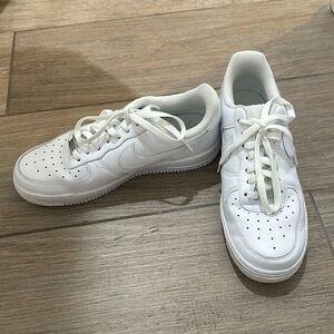Excellent condition Women Nike Air Force 1, all white, size 8.5